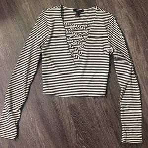 Long sleeve crop top